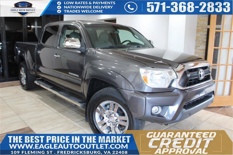 Used 2013 Toyota Tacoma 4x4 Double Cab w/ Limited Pkg image 1