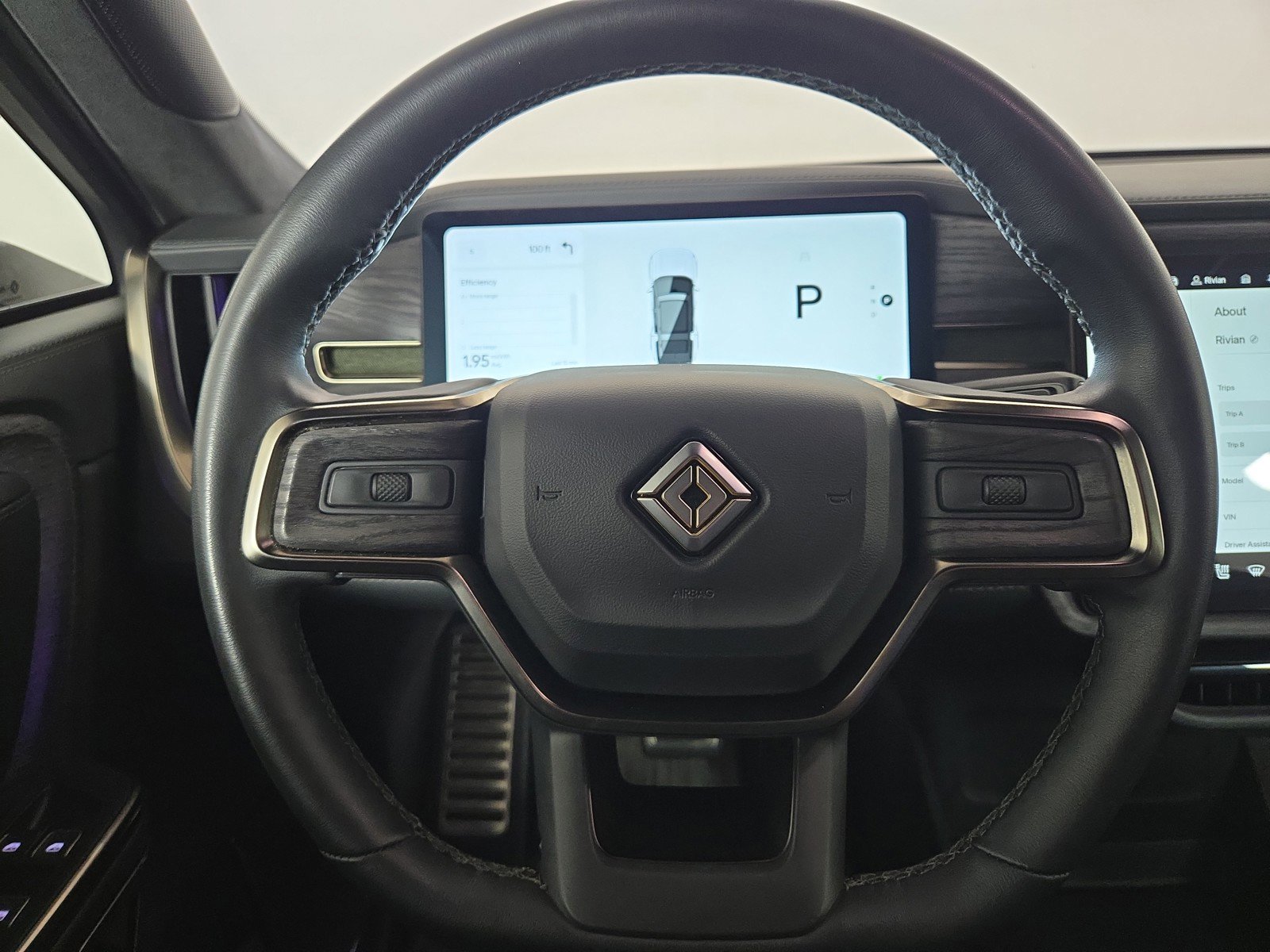 Used 2022 Rivian R1S Launch Edition image 28