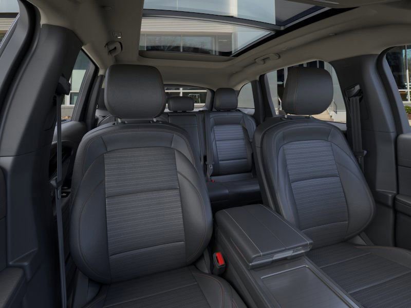 New 2026 Lincoln Nautilus Reserve image 10