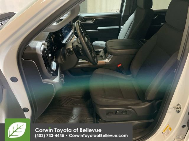 Used 2024 Chevrolet Silverado 1500 LT Trail Boss w/ Protection Package image 15
