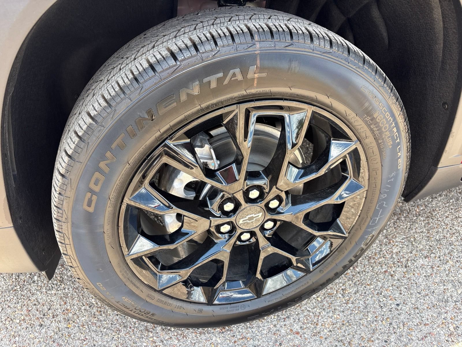 New 2026 Chevrolet Traverse LT w/ Midnight/Sport Edition FWD image 34