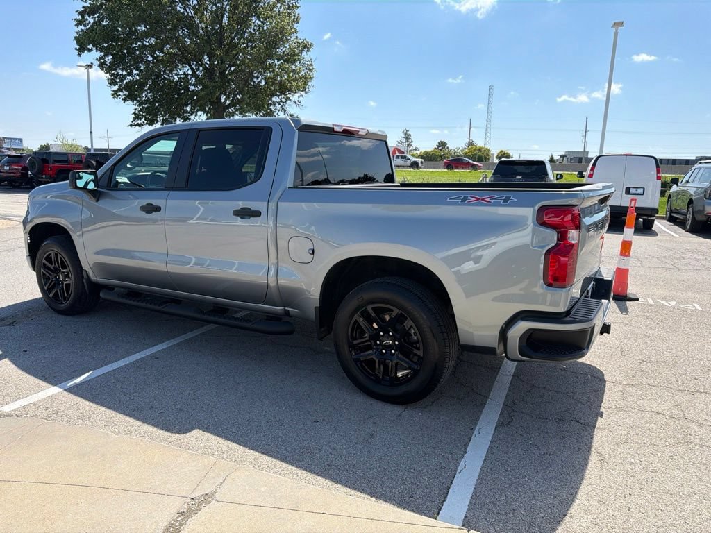 Used 2025 Chevrolet Silverado 1500 Custom AWD/4WD image 5