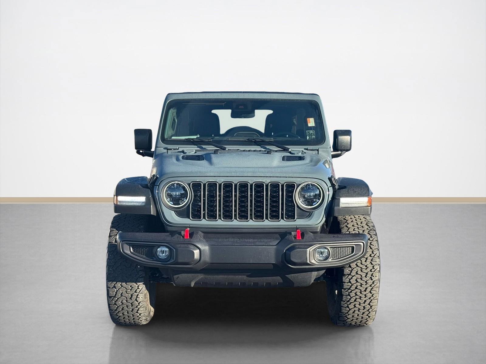 Used 2024 Jeep Wrangler Rubicon w/ XTREMEE 35" Tire Package image 2