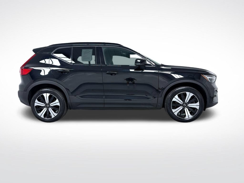 Used 2023 Volvo XC40 Recharge Plus AWD/4WD image 10