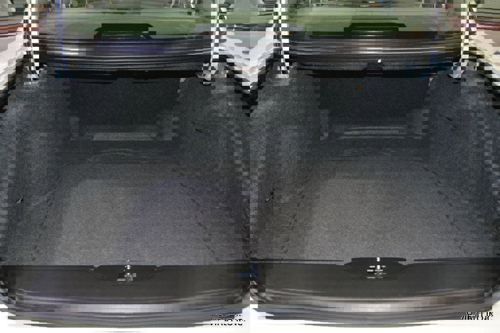 Used 1997 Cadillac De Ville D'Elegance w/ Safety/Security Pkg FWD image 31