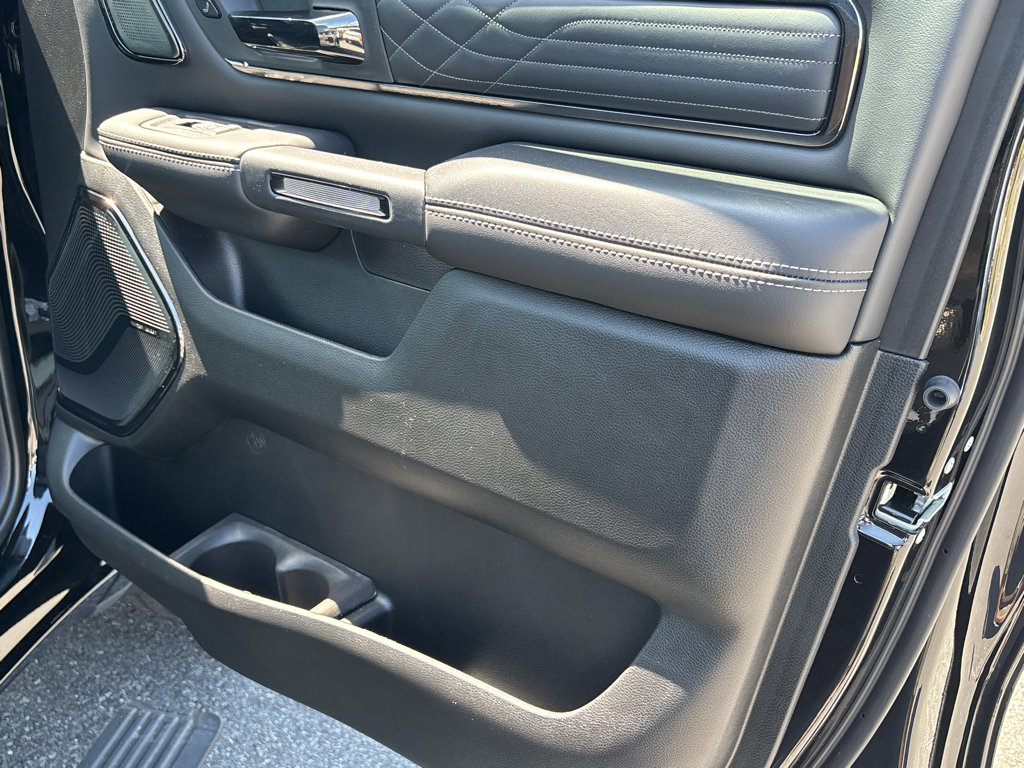 Used 2025 RAM 1500 Limited AWD/4WD image 25