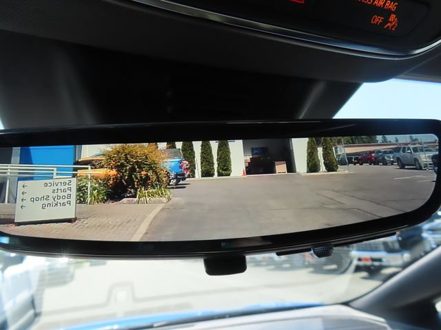 Certified 2025 Chevrolet Equinox EV RS w/ Convenience Package II AWD/4WD image 31