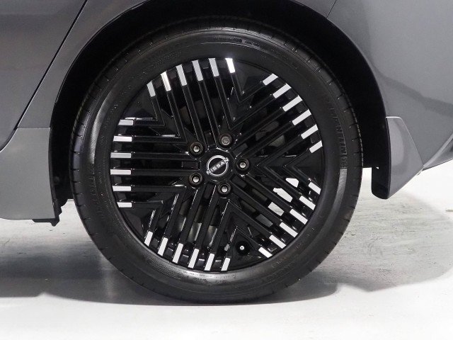 Used 2025 Nissan Leaf SV Plus FWD image 43