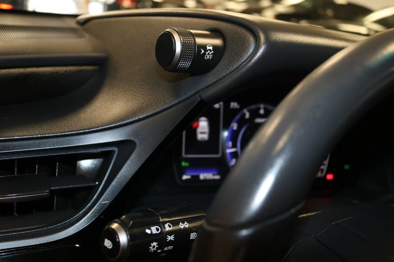 Used 2023 Lexus ES 350 w/ Premium Package image 56