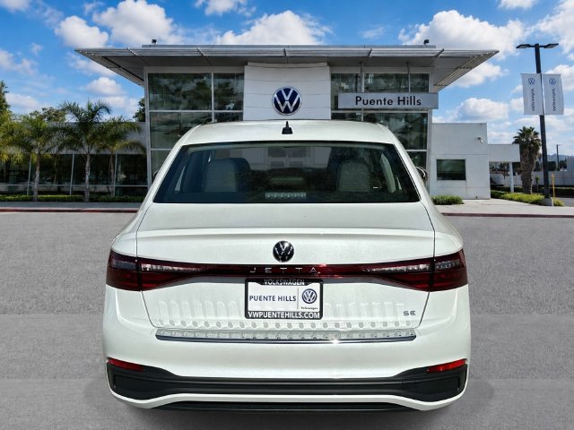 New 2027 Volkswagen Jetta SE FWD image 5