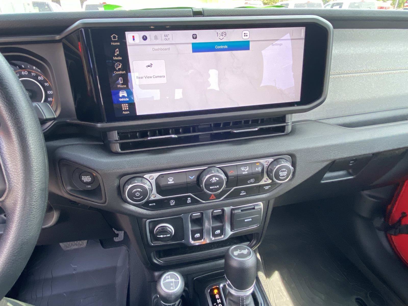 Certified 2025 Jeep Wrangler Sport image 26