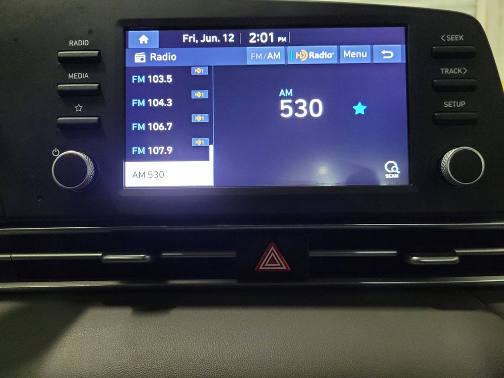 Used 2021 Hyundai Elantra SE w/ Cargo Package FWD image 25