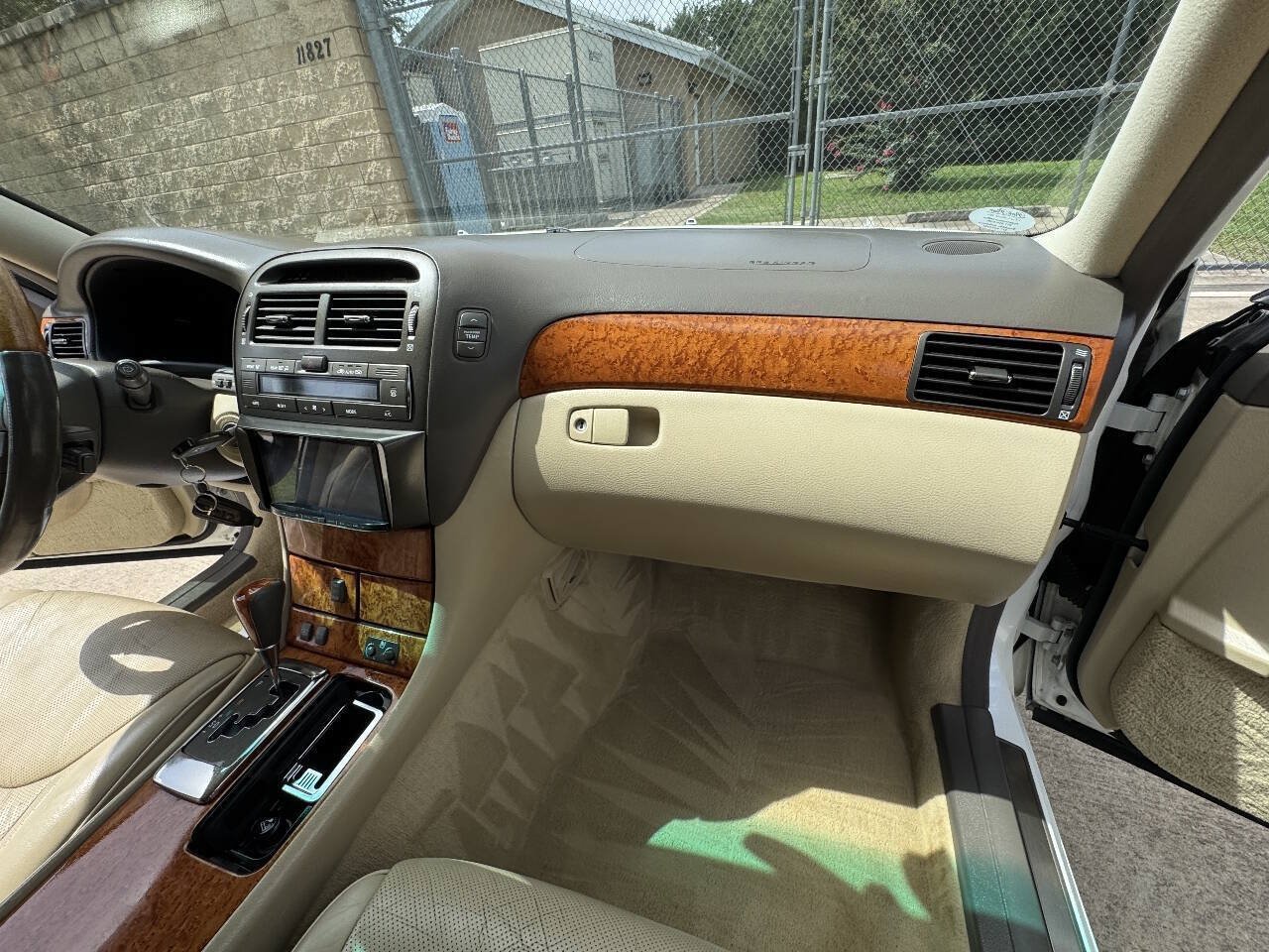 Used 2004 Lexus LS 430 RWD image 42
