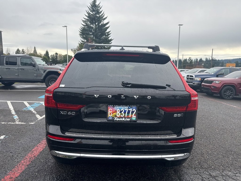 Used 2023 Volvo XC60 B5 Plus w/ Climate Package image 6