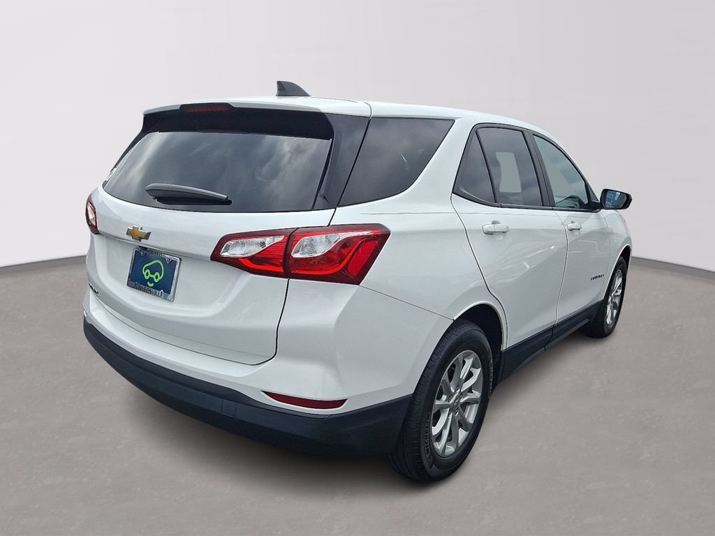 Certified 2021 Chevrolet Equinox LS w/ LS Convenience Package FWD image 6
