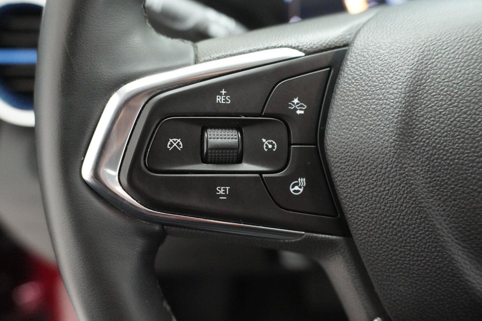 Used 2025 Chevrolet Trax LT w/ Driver Confidence Package FWD image 15