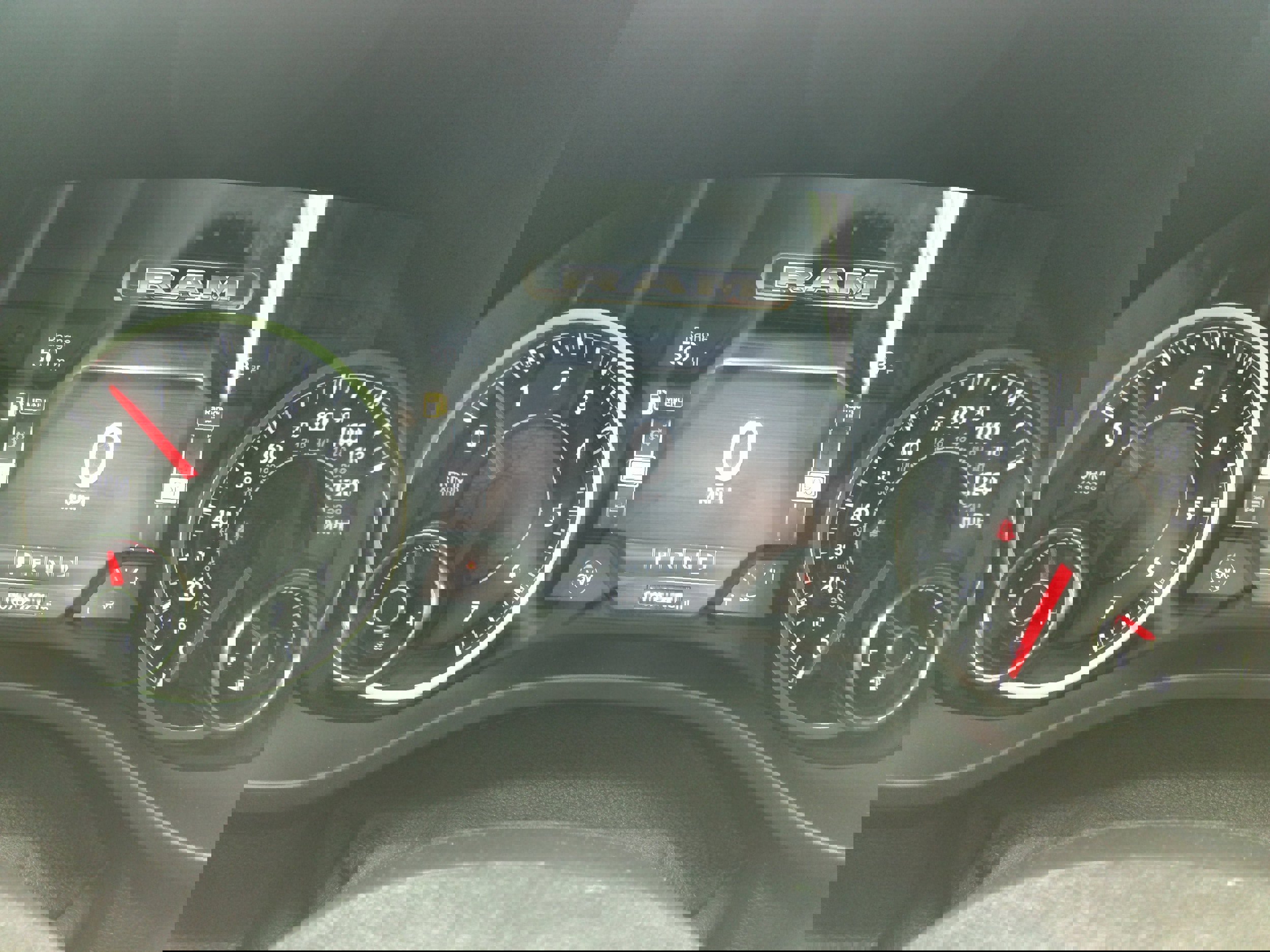 Used 2019 RAM 1500 Laramie image 16