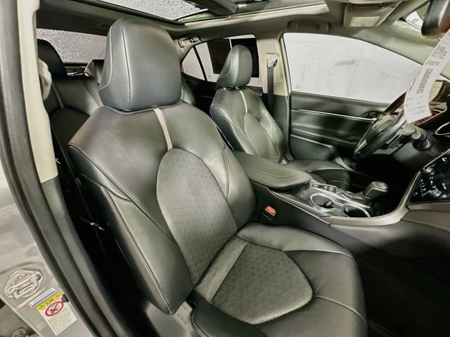 Used 2019 Toyota Camry XSE FWD image 36