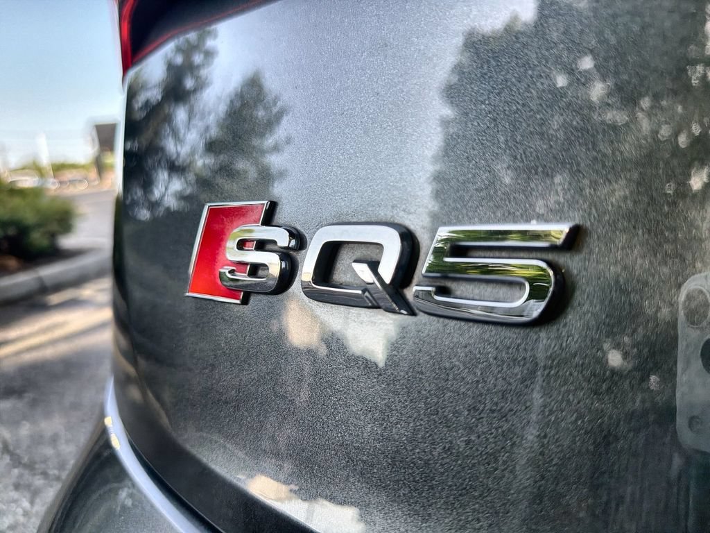 Used 2018 Audi SQ5 Prestige w/ Prestige Package AWD/4WD image 15