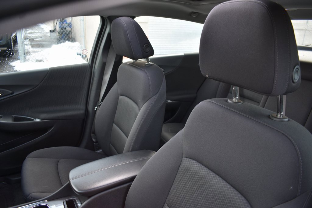 Used 2024 Chevrolet Malibu LT image 9