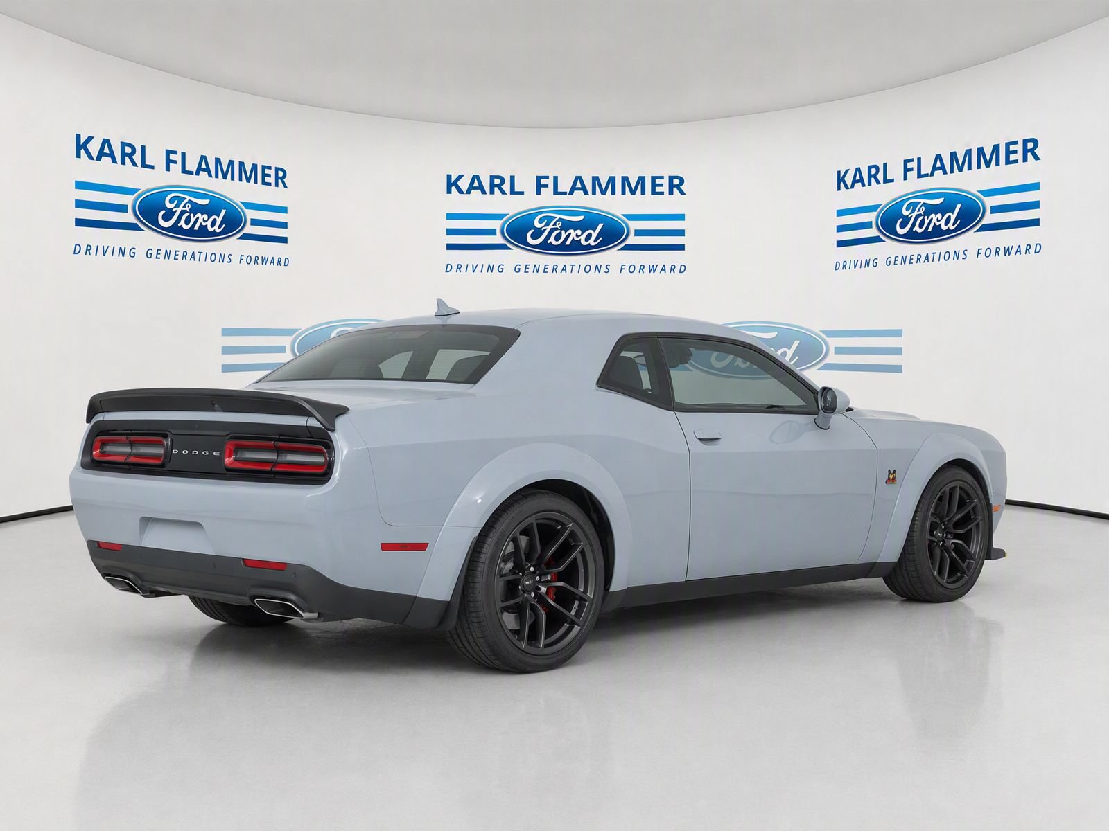 Used 2020 Dodge Challenger R/T Scat Pack RWD image 3