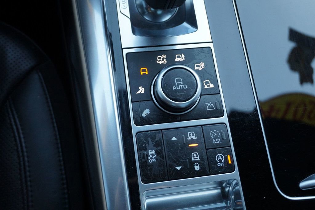 Used 2014 Land Rover Range Rover Sport Supercharged image 33