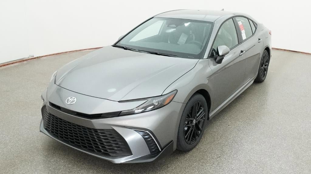 New 2026 Toyota Camry SE FWD image 16