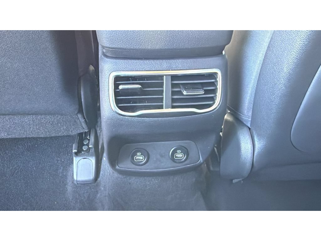 Used 2023 Hyundai Santa Fe SEL AWD/4WD image 35