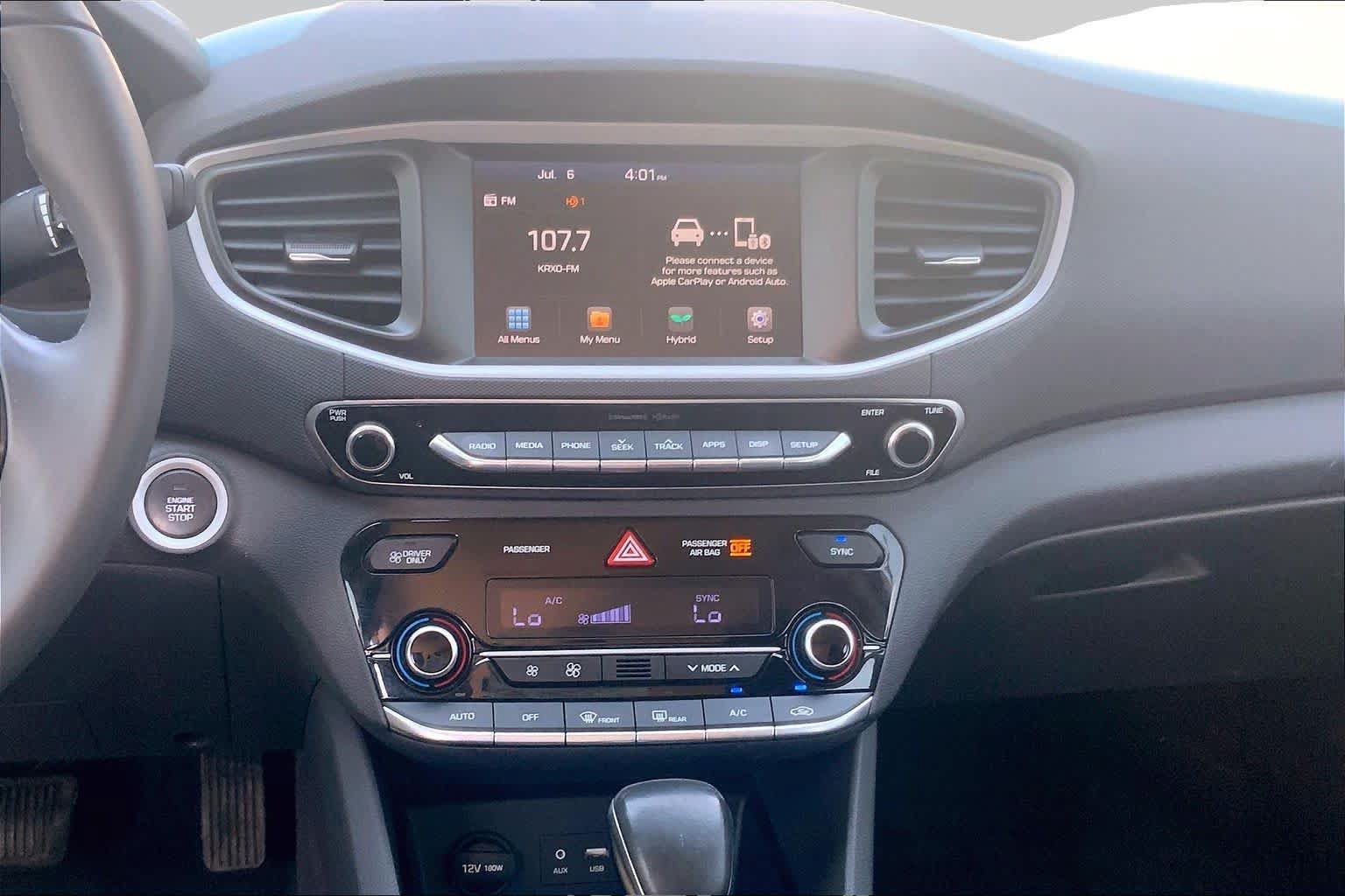 Used 2017 Hyundai Ioniq SEL FWD image 7