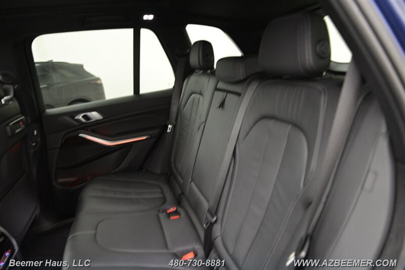 Used 2019 BMW X5 xDrive40i w/ M Sport Package AWD/4WD image 26