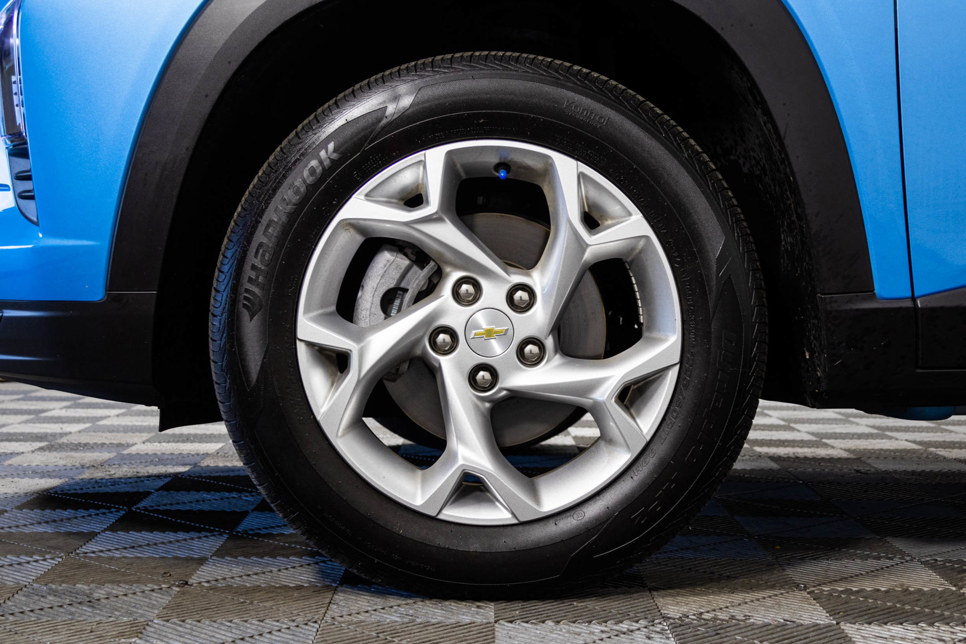 Used 2025 Chevrolet Trax LS w/ LS Convenience Package FWD image 45
