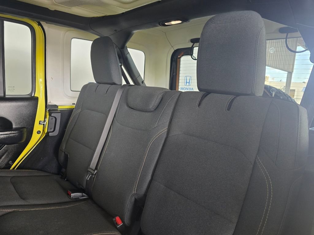 Used 2024 Jeep Wrangler Willys image 18
