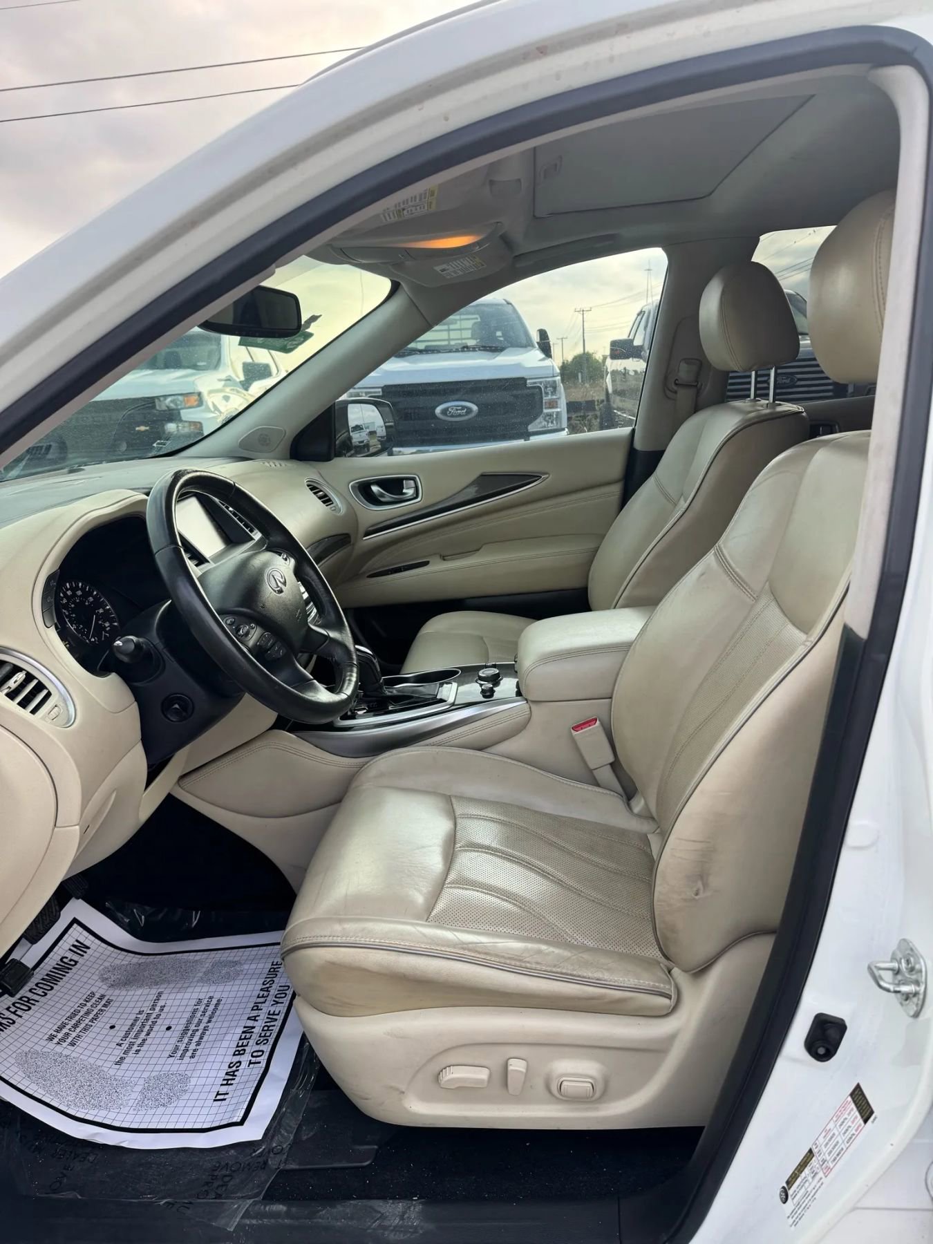 Used 2017 INFINITI QX60 Luxe w/ Premium Plus Package AWD/4WD image 9