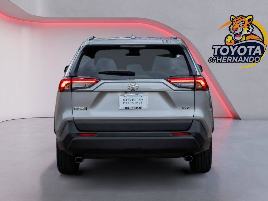 Used 2024 Toyota RAV4 XLE image 6
