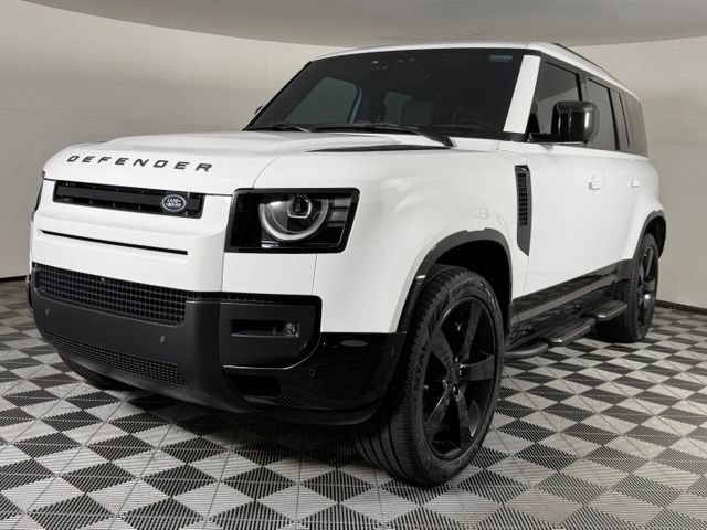Used 2026 Land Rover Defender 110 X-Dynamic SE AWD/4WD image 2
