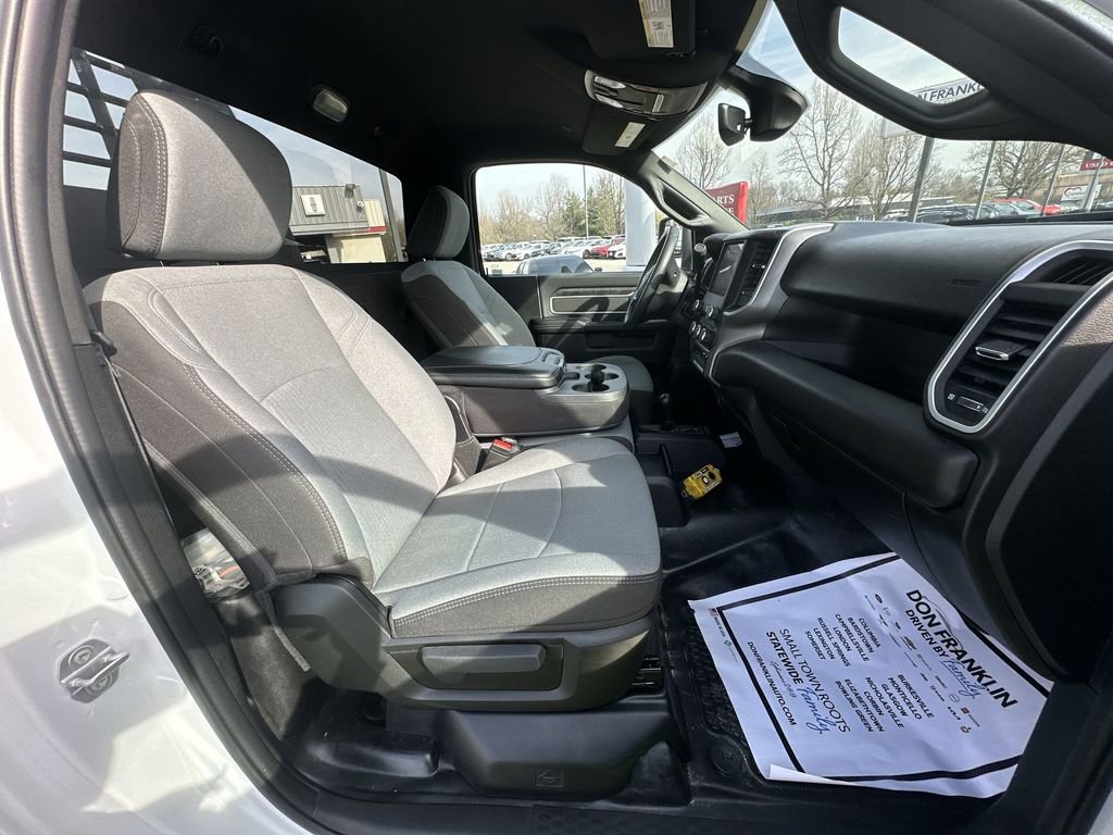 Used 2024 RAM 5500 SLT w/ Quick Order Package 2YG SLT AWD/4WD image 21