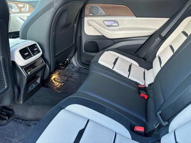 Certified 2026 Mercedes-Benz GLE 53 AMG 4MATIC image 15