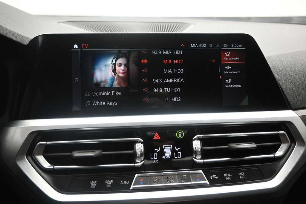 Used 2021 BMW 330i Sedan w/ Convenience Package RWD image 14