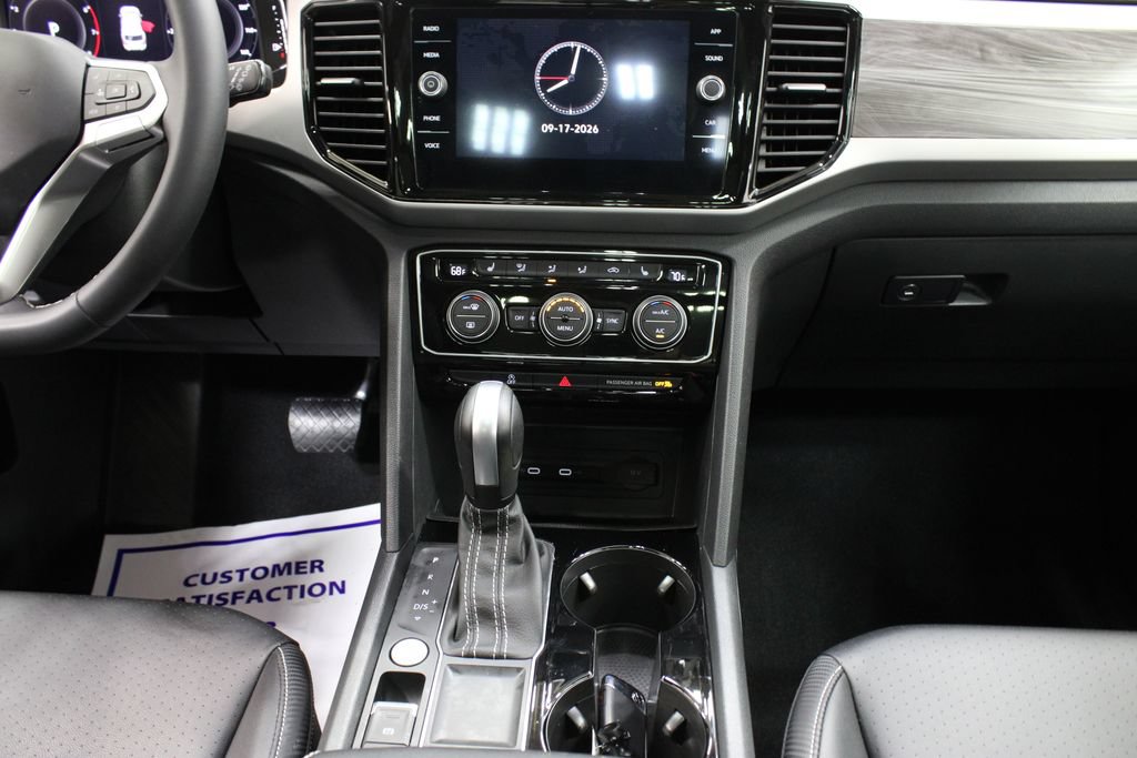 Certified 2023 Volkswagen Atlas Cross Sport SE FWD image 22