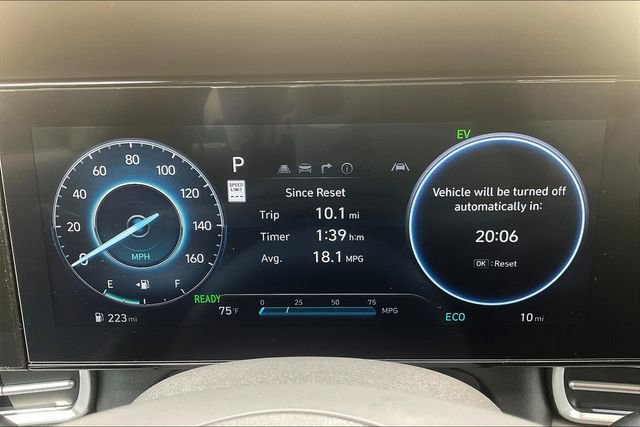 New 2025 Hyundai Elantra SEL image 19