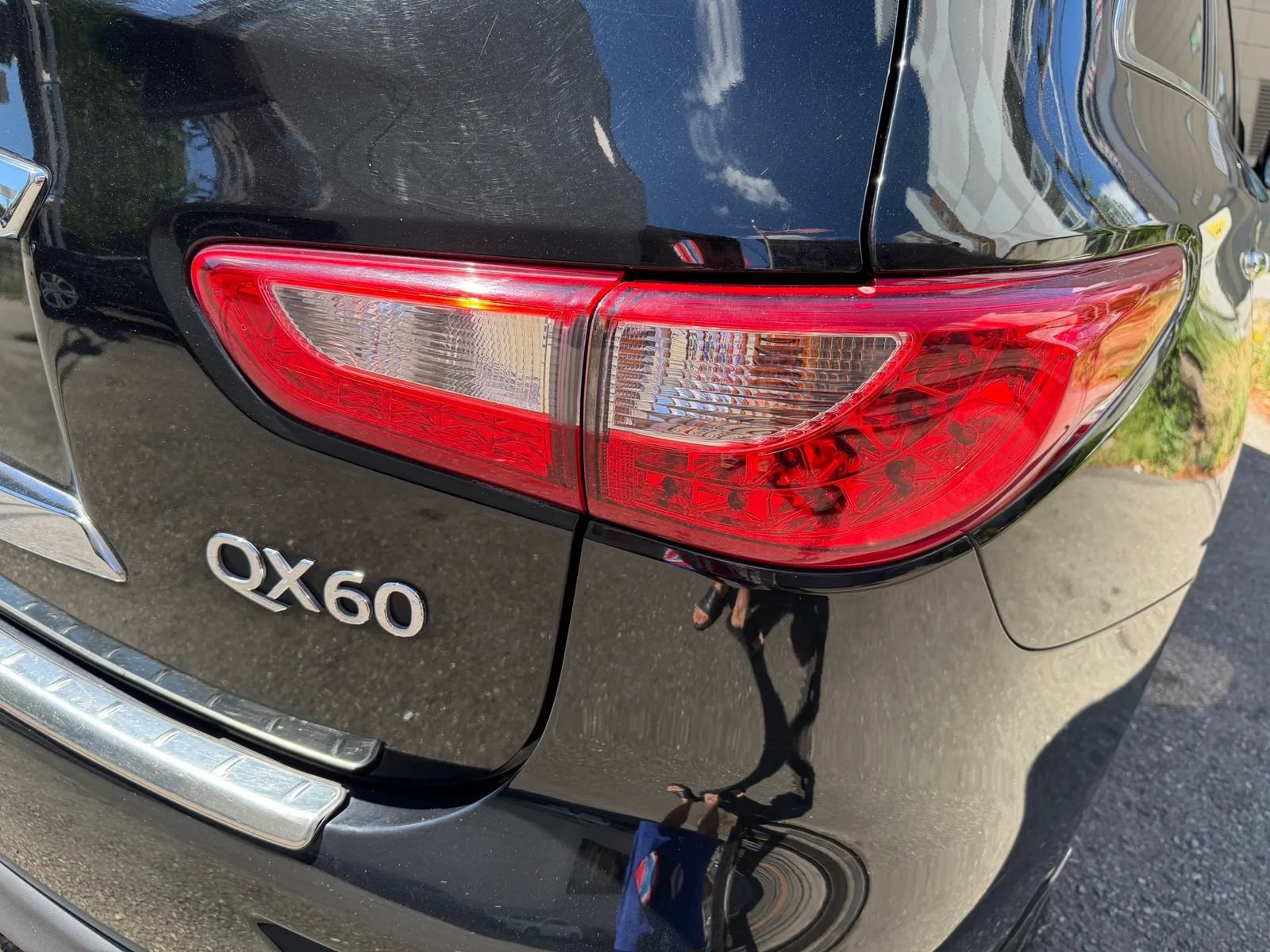 Used 2015 INFINITI QX60 Luxe w/ Premium Plus Package AWD/4WD image 10