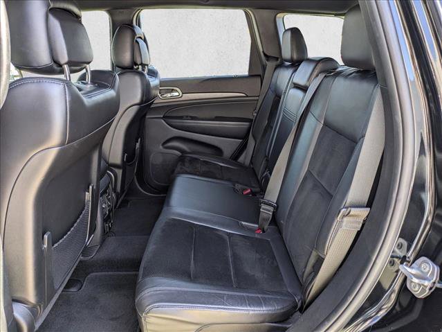 Used 2017 Jeep Grand Cherokee Altitude RWD image 17