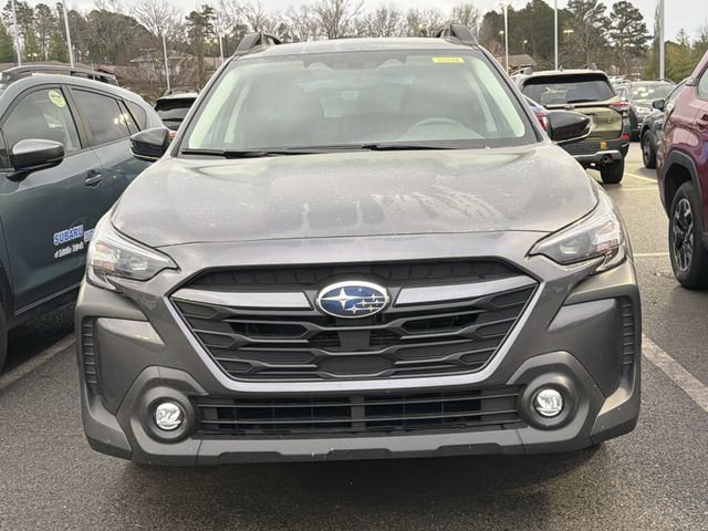 Used 2025 Subaru Outback Premium image 2