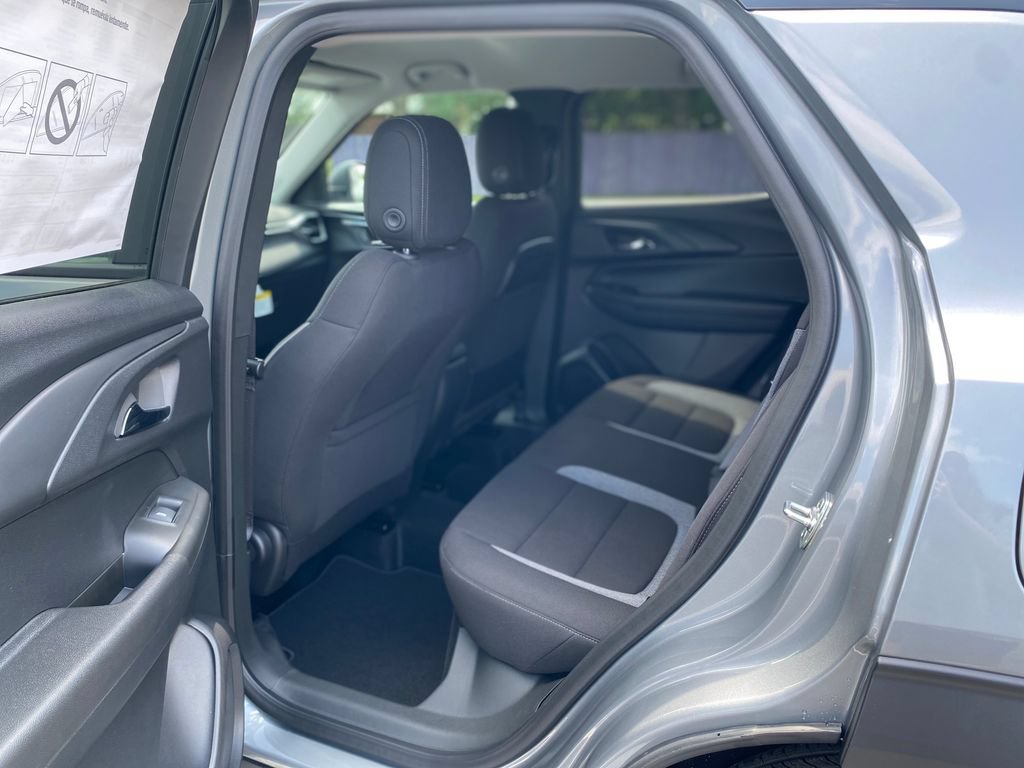 New 2026 Chevrolet TrailBlazer LS w/ LS Convenience Package AWD/4WD image 18