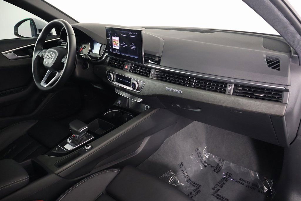 Used 2024 Audi A4 2.0T Premium w/ Convenience Package image 9