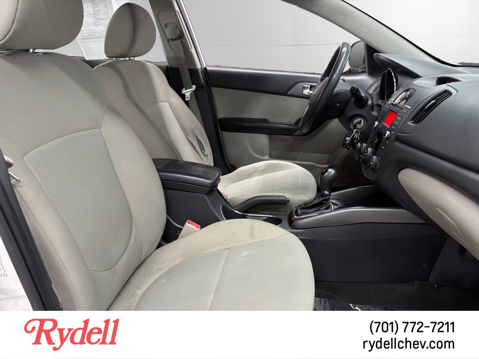 Used 2013 Kia Forte EX FWD image 16