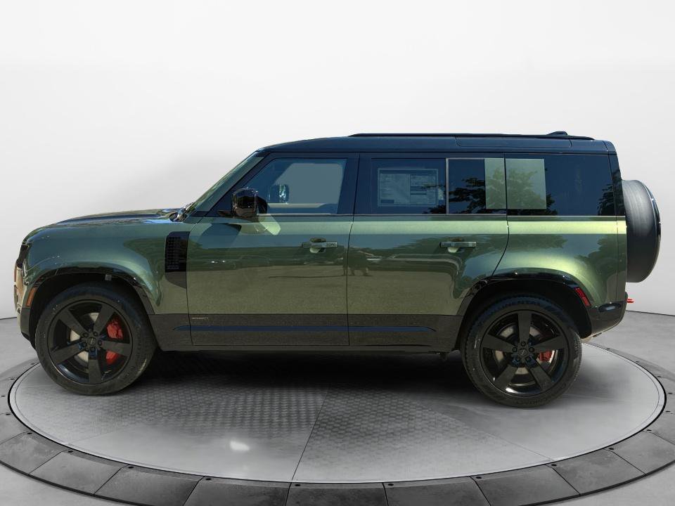 New 2026 Land Rover Defender 110 X AWD/4WD image 4