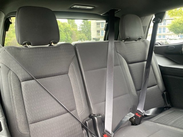 Used 2022 GMC Yukon SLE image 33