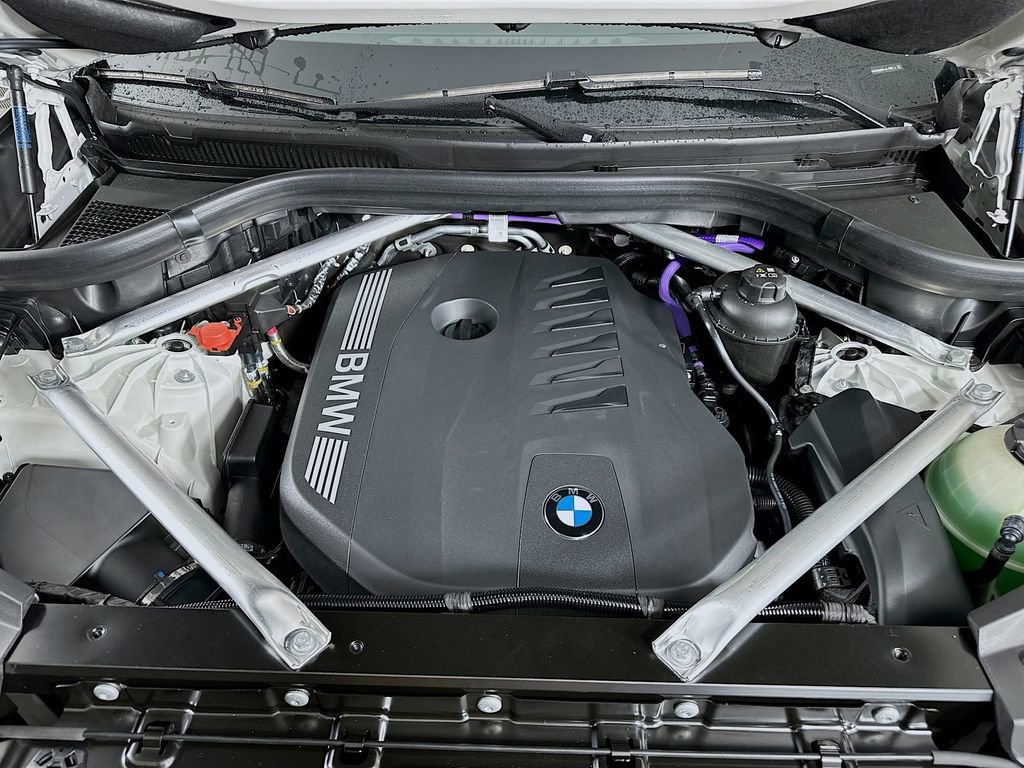 New 2026 BMW X5 xDrive40i w/ Climate Comfort Package image 38