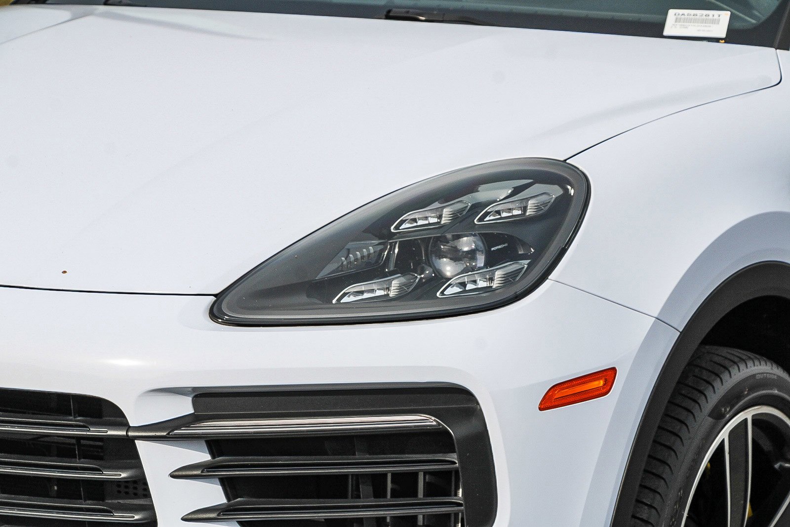 Used 2020 Porsche Cayenne S image 8